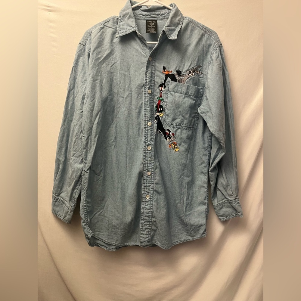 Vintage 90’s Warner Bros Studio Store Looney Tunes Light Wash Denim Blue Shirt